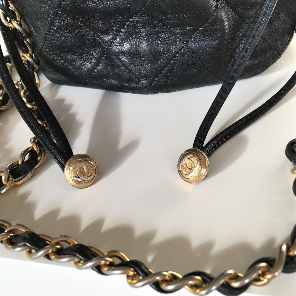 SOLD! CHANEL Drawstring Lambskin Leather Bag - Picture 3 of 8